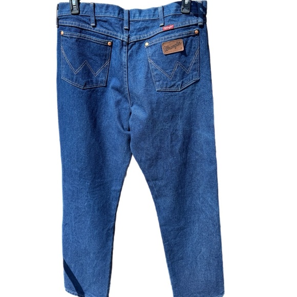 Men’s WRANGLER JEANS 34X34 MWZPW
A109 - Picture 2 of 4